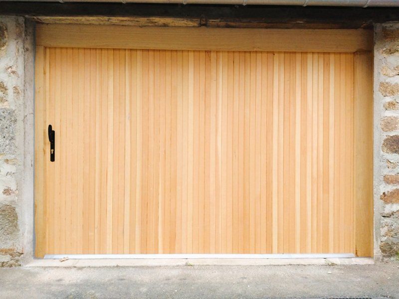 porte-de-garage-vire-normandie-menuisier
